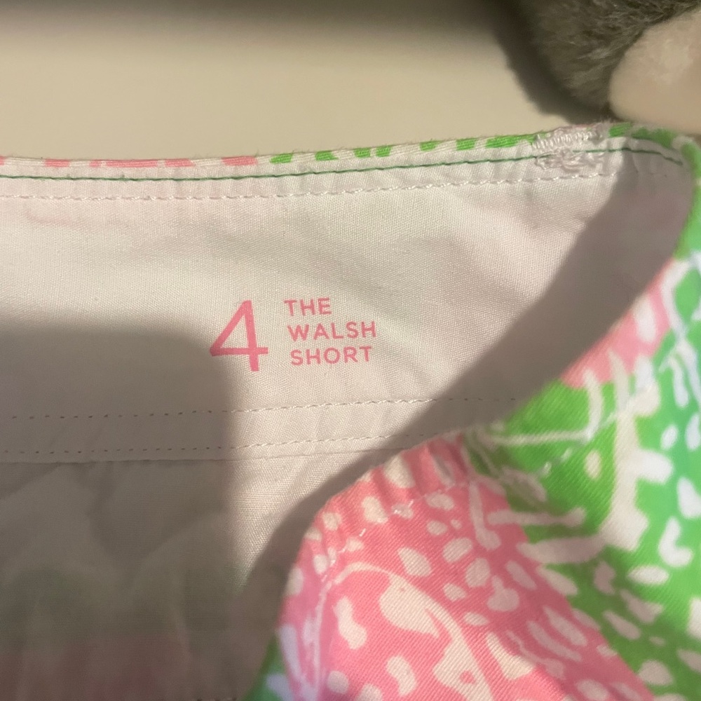 Lily Pulitzer green/pink Walsh shorts - size 4 - Picture 4 of 4